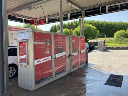 Poslední letní víkend je ideální čas umýt auto v bezkontaktní automyčce BKF CarWash Hlinsko-Kouty