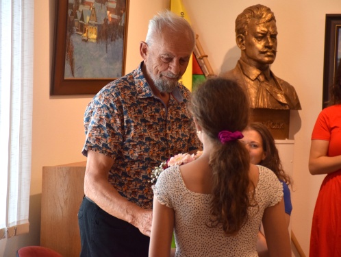 Do Kameniček se po jednadvaceti letech vrátil malíř Jiří Peřina. Výstava představuje krásu Vysočiny i venkovského života