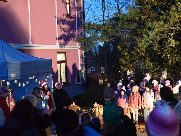 Fotoreportáž z koncertu U Stromečku na dvorečku