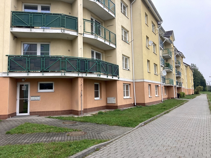 Město Hlinsko nabízí k prodeji dva byty na Ratajích