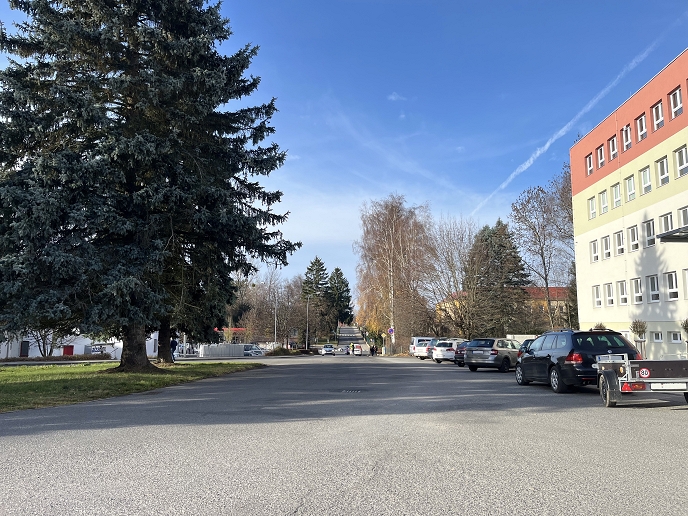 Plánovaný park v ulici Prošvicova má proměnit prostor před Planetou Hlinsko