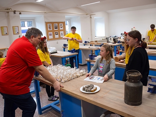Hlinsko přidá školám na platy nepedagogických pracovníků. Do konce roku uvolní další dva miliony korun