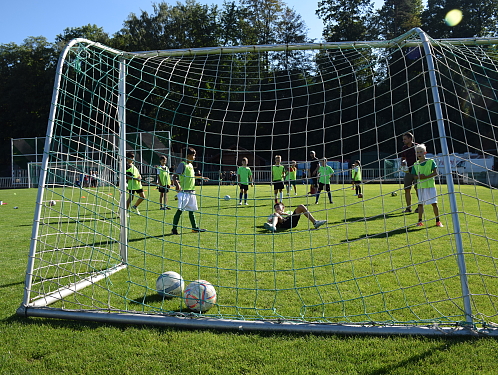 FC Hlinsko zve děti na nábor, součástí bude fotbalový den s Jakubem Peškem