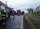 Zraněné osoby museli vyprostit hasiči