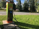 Hlinsko má novou nabíjecí stanici pro elektromobily