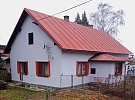 Máte starou střechu, která už nevypadá dobře? Prodlužte jí životnost renovací!