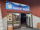 Hlinecký plavecký bazén bude od září svítit úsporně