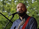 Tipy na pátek a víkend: Volejbalová a fotbalová utkání, kino v MFC, Loutky na Veselém Kopci, koncert Pavla Helana v Hamrech