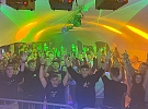 Dubnová jízda v Koupelna music baru: Čtyři nezapomenutelné akce!