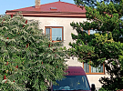 V zimě střecha trpí nejvíce, k prodloužení její životnosti pomůže vyčištění nebo renovace