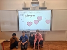 Děti ze speciálních tříd ZŠ Ležáků v Hlinsku mají novou interaktivní tabuli díky charitativnímu turnaji