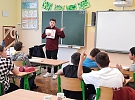 Spisovatel Mg.A René Nekuda zavítal se svým programem na základní školy z Hlinecka