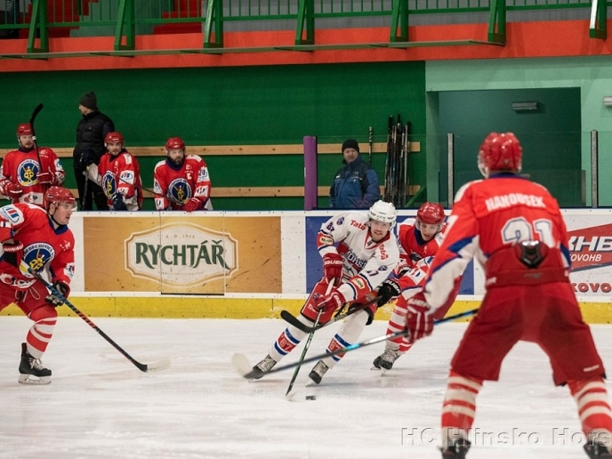 Vyrovnané utkání po základním čase rozhodlo až prodloužení