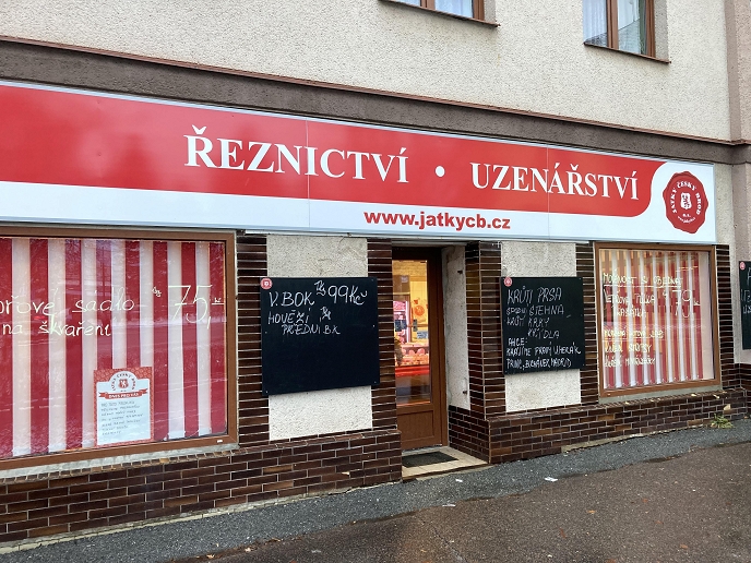 Krásné prožití svátků vánočních a šťastný celý nový rok přeje řeznictví Jatky Český Brod