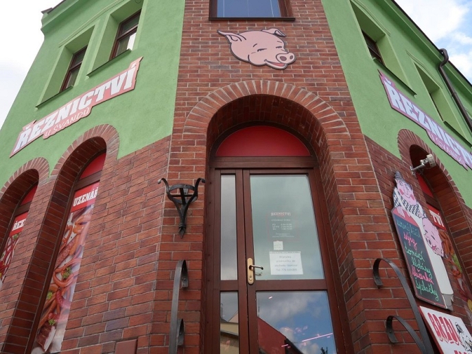 Hledá se prodavč/ka s nástupním platem 24 000 Kč