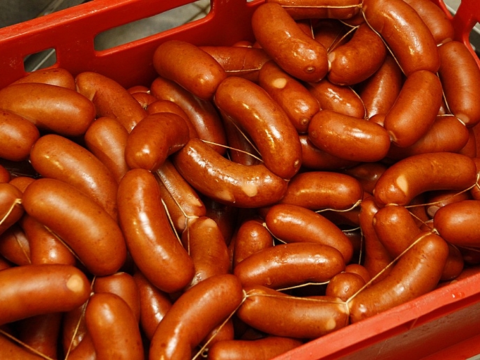Špekáčky v Řeznictví U Švandů se vyrábí podle tradiční receptury