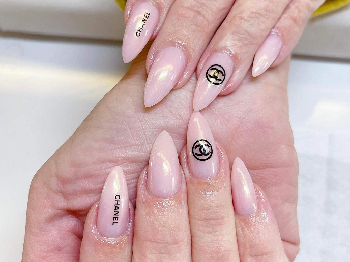 V Hlinsku se otevřelo nové nehtové studio HL Nails se službami od 150 Kč