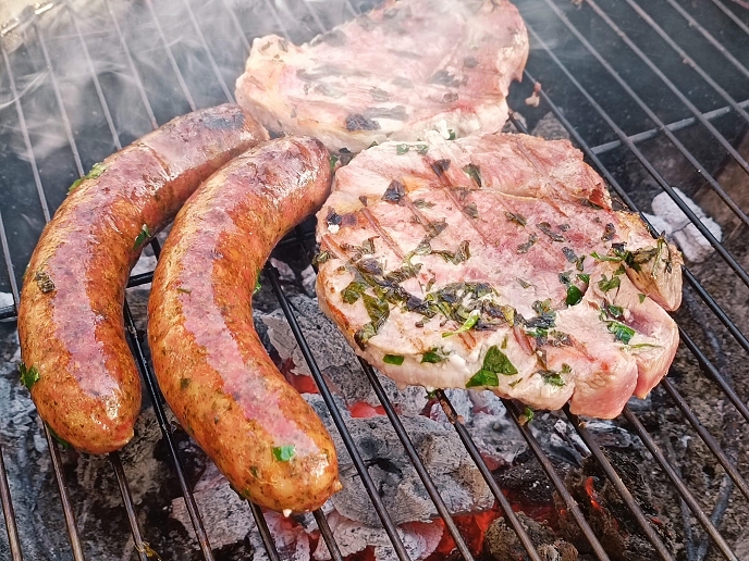 Při loučení s prázdninami nesmí chybět gril plný dobrot z Řeznictví U Švandů